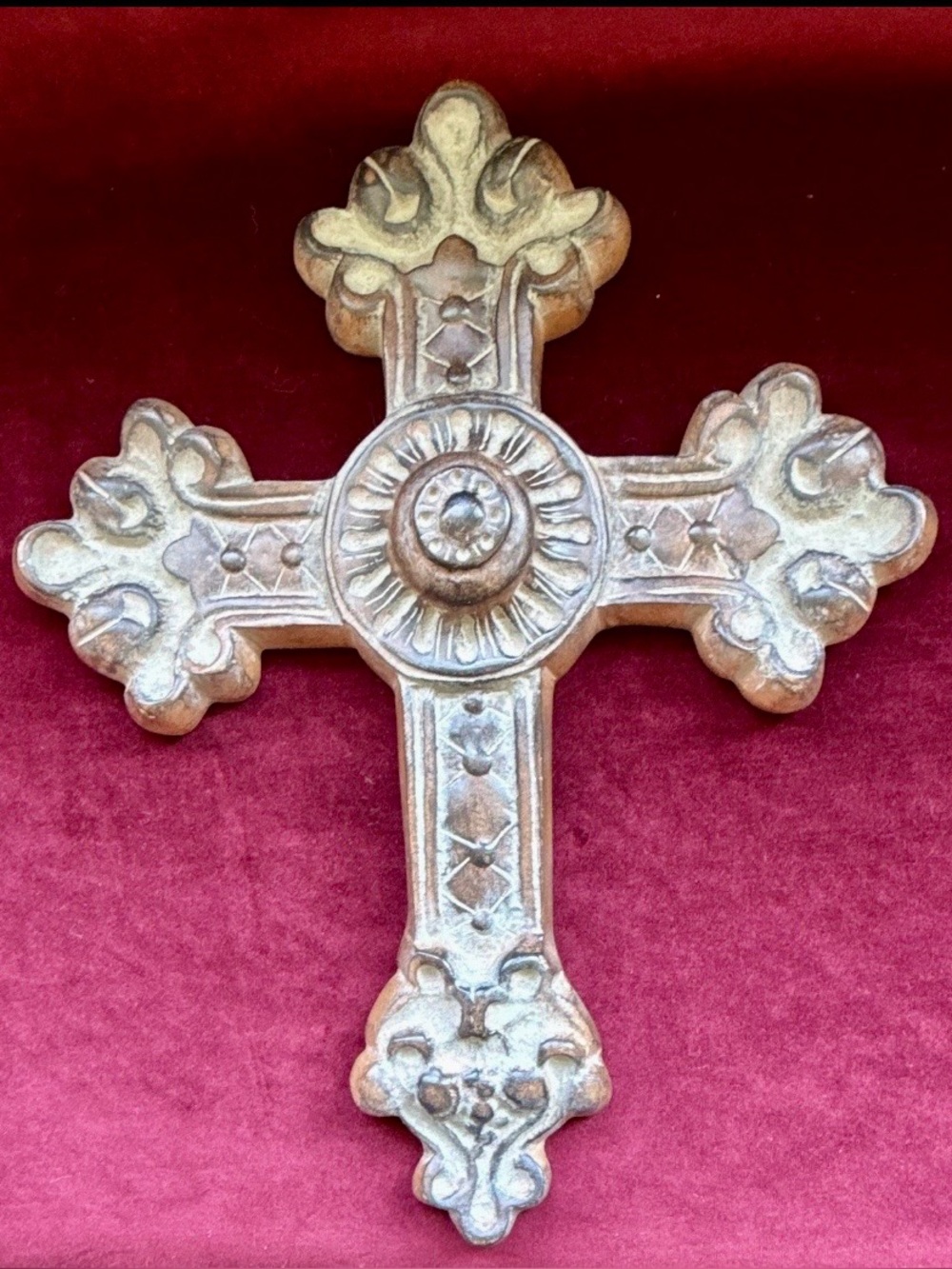 Vintage Ornate Medieval Style Wall Cross Hanging Decor Distressed Gold